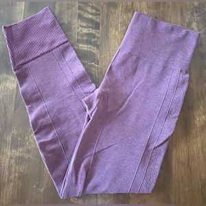 Lululemon Ebb to Street Pant, Sz 6